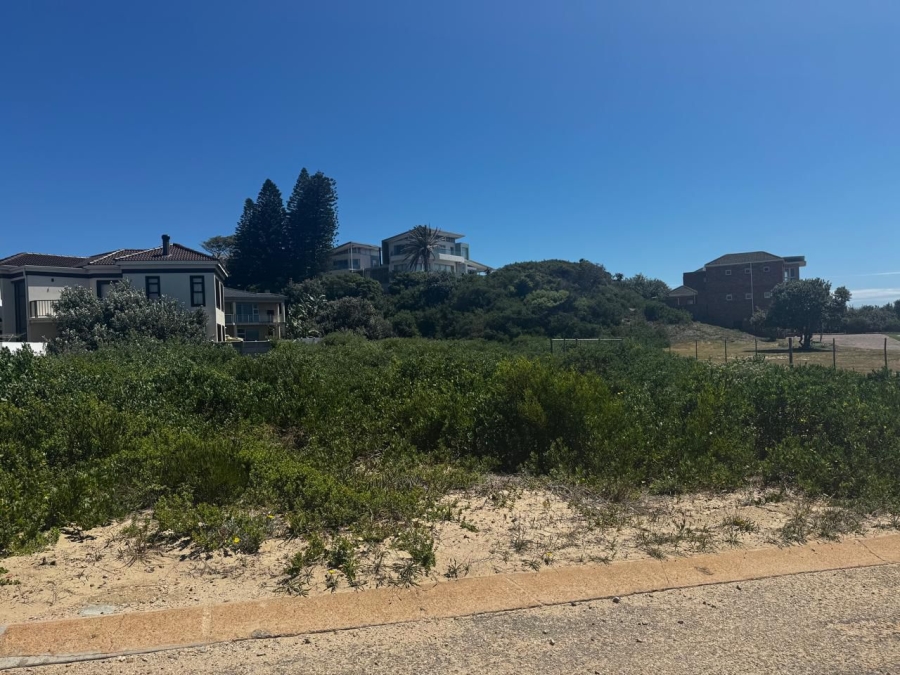  Bedroom Property for Sale in Paradise Beach Eastern Cape